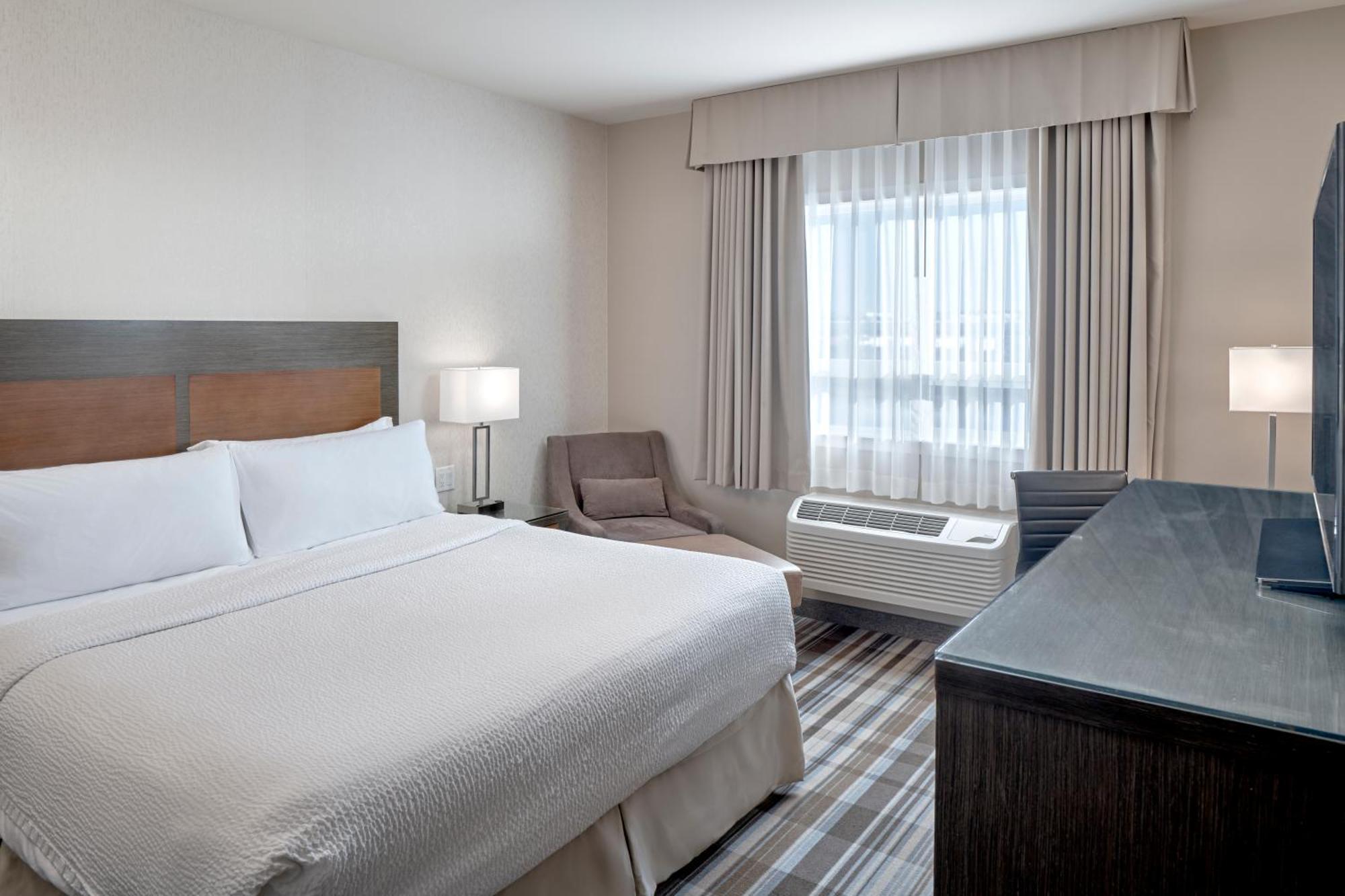 Hotel Fairfield & By Marriott Airdrie